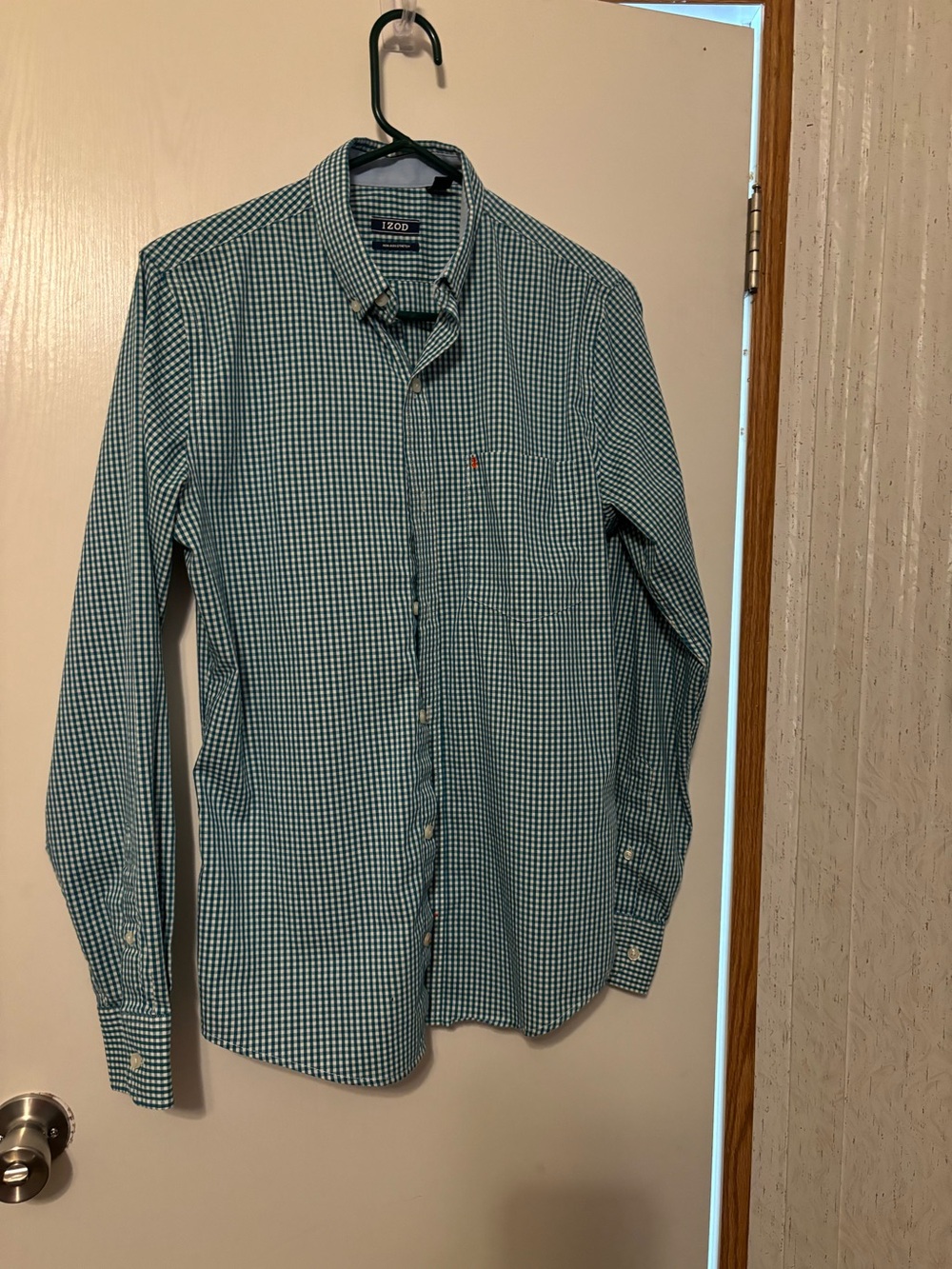 Izod Men's Blue and White Checked Button-Down Shirt